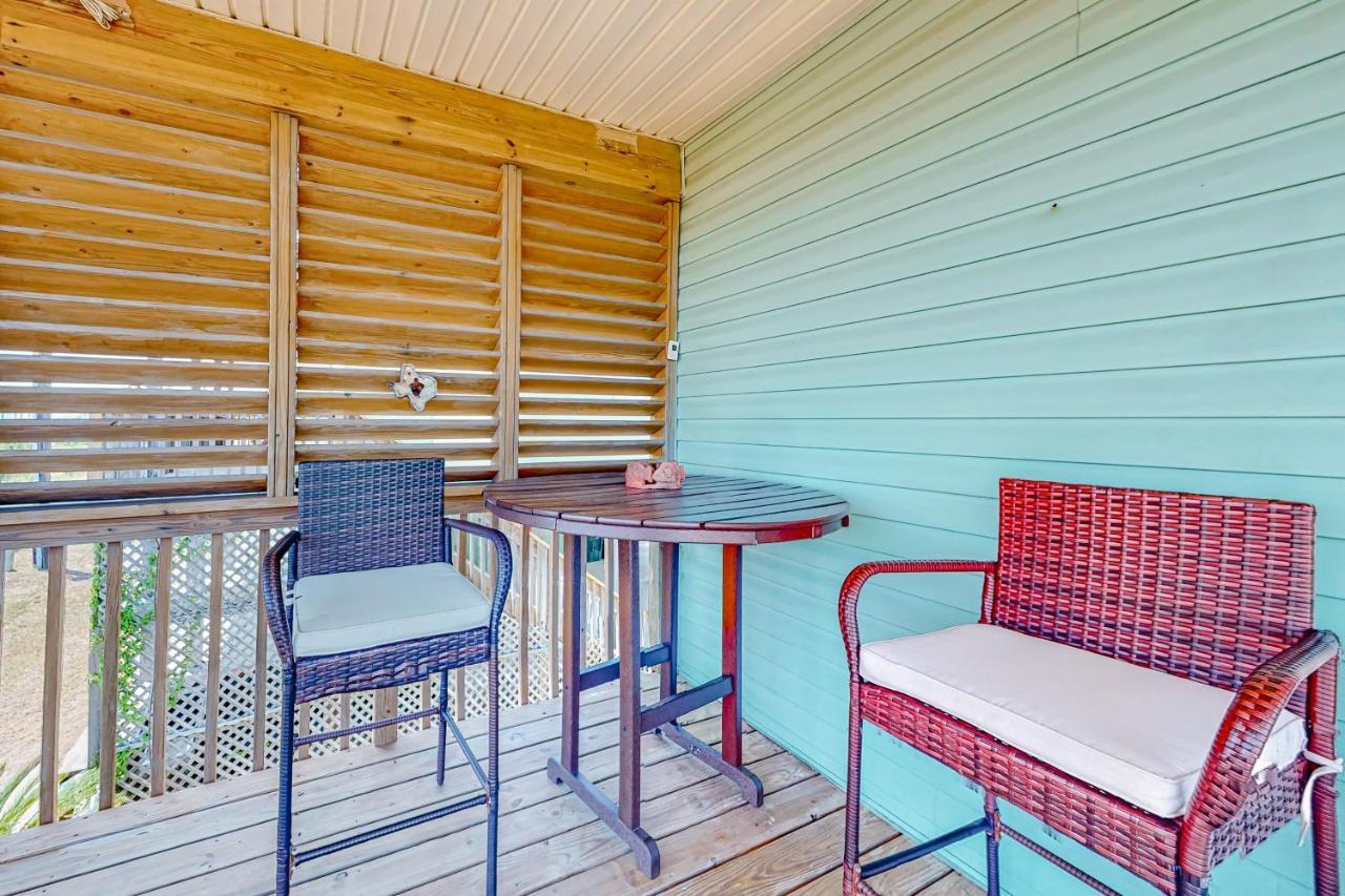 Villa Smiles In Isla Del Sol Galveston Exterior foto